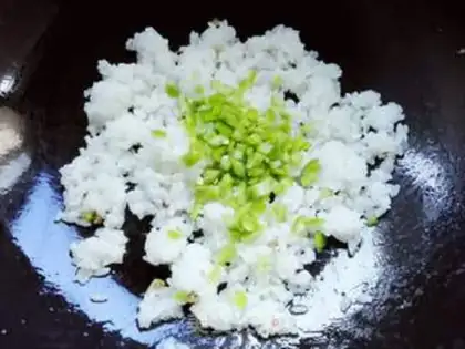 Make Ham and egg fried rice step 5