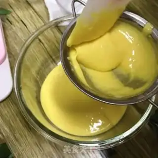 Make Mango cake rolls step 5