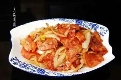 Make Onion fried bacon step 5