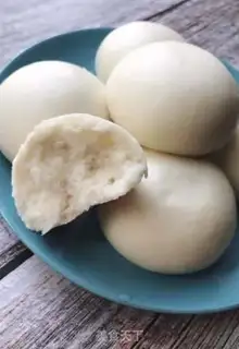 Make White buns step 9