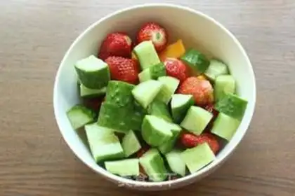 Make Vegetable salad step 2