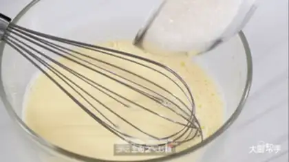 Make Strawberry muffins step 2