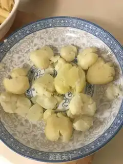 Make Fried potatoes step 1