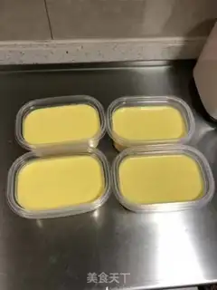 Make Coconut mango box mousse step 11