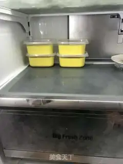 Make Coconut mango box mousse step 12