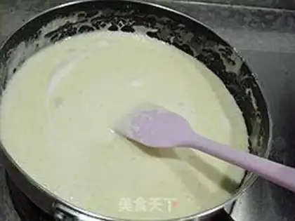 Make Cow-rolled sugar cookies step 3