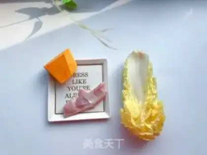 Make Gold soup dolls step 0