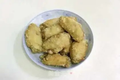 Make Korean-fried chicken wings step 8