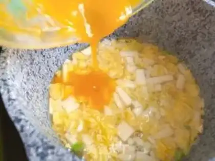 Make Gold soup dolls step 10