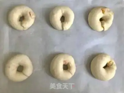 Make Pineapple creative step 2