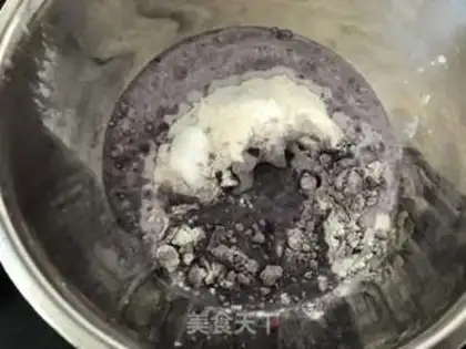 Make Black rice muffins step 1