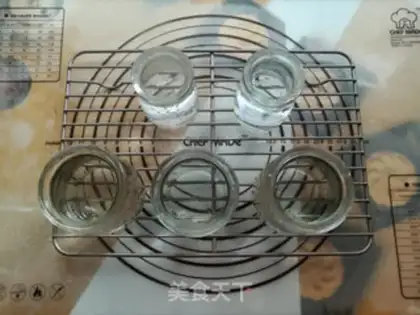 Make Old yogurt step 1
