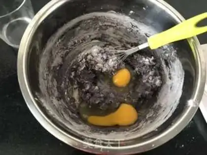 Make Black rice muffins step 2