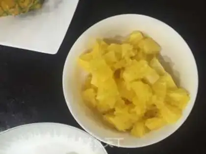 Make Pineapple creative step 4