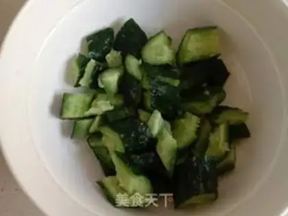 Make cucumber sauce step 3
