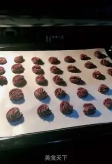 Make Coco cookies step 8