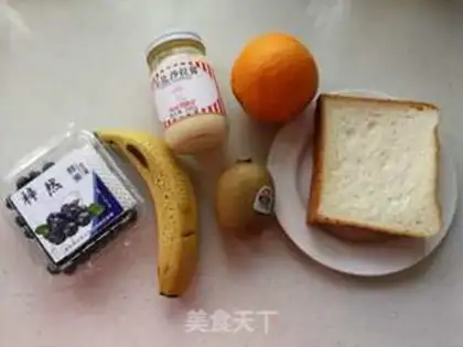 Make Fruit sandwich step 0