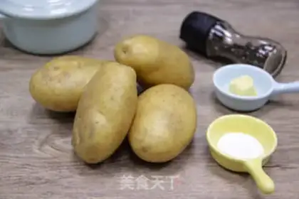 Make Potato roses step 0