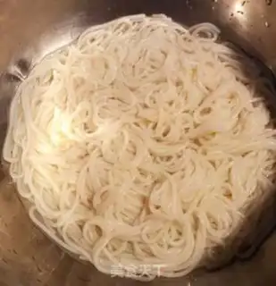 Make The rice line in the sauce step 3