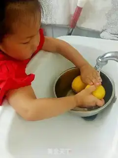 Make Lemon honey tea step 2