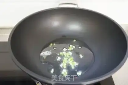 Make Scrambled goose eggs step 6