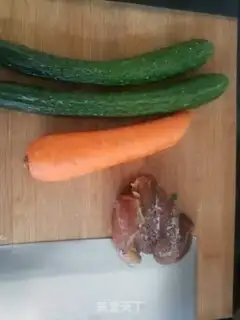 Make cucumber elbow step 0