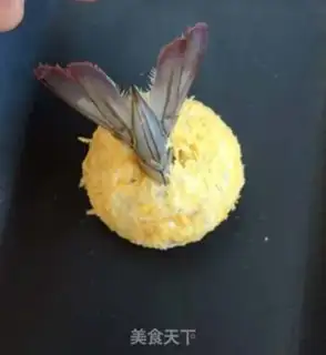 Make Gold rice shrimp ball step 6