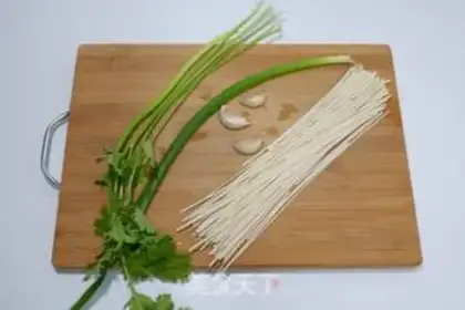 Make Spicy noodles step 0