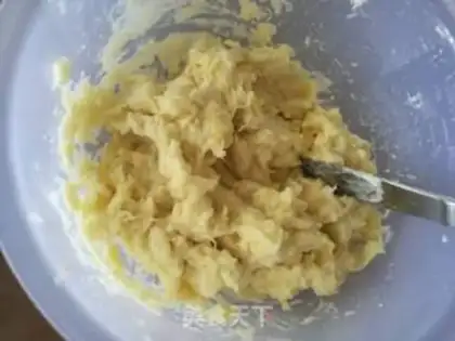 Make Grenade cream cake step 4