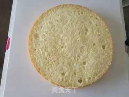Make Grenade cream cake step 7