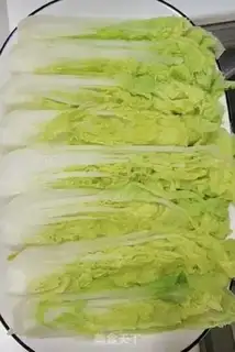 Make Garlic fan dolls step 2