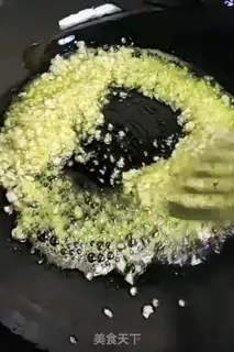 Make Garlic fan dolls step 3