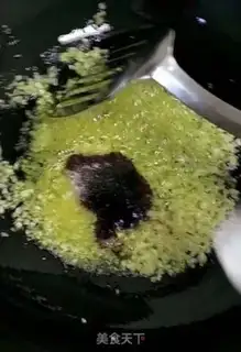 Make Garlic fan dolls step 4
