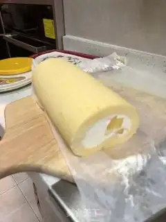 Make Mango cake rolls step 21