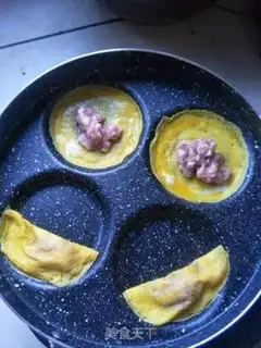 Make Delicious egg dumplings step 3