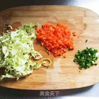 Make Carrot, egg and rice step 0