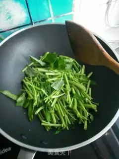Make Garlic cabbage step 3