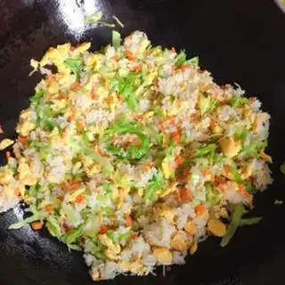 Make Carrot, egg and rice step 6