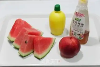 Make Watermelon peach juice step 0