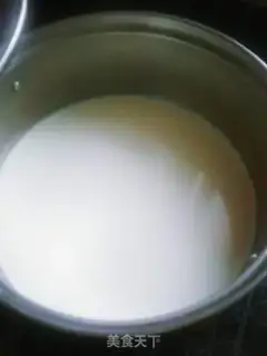 Make Red date milk oatmeal step 0