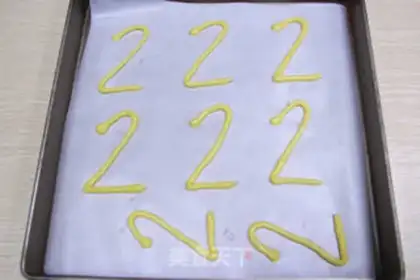 Make Swan puff step 7