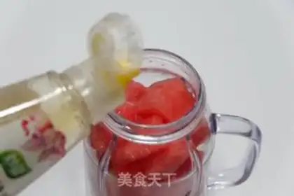 Make Watermelon peach juice step 5