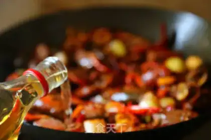 Make The crawfish burns potatoes step 12
