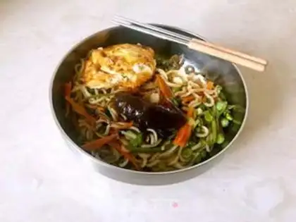 Make Sea cucumber noodles step 4