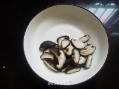 Make Mushroom oil step 1