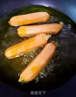 Make Barbecue sausage step 1