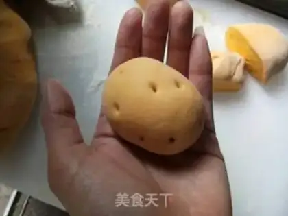 Make Potato buns step 5