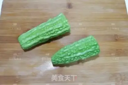 Make Red-tree bitter melon step 1