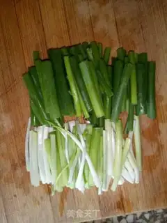 Make Onion noodles step 2