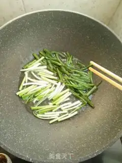 Make Onion noodles step 4
